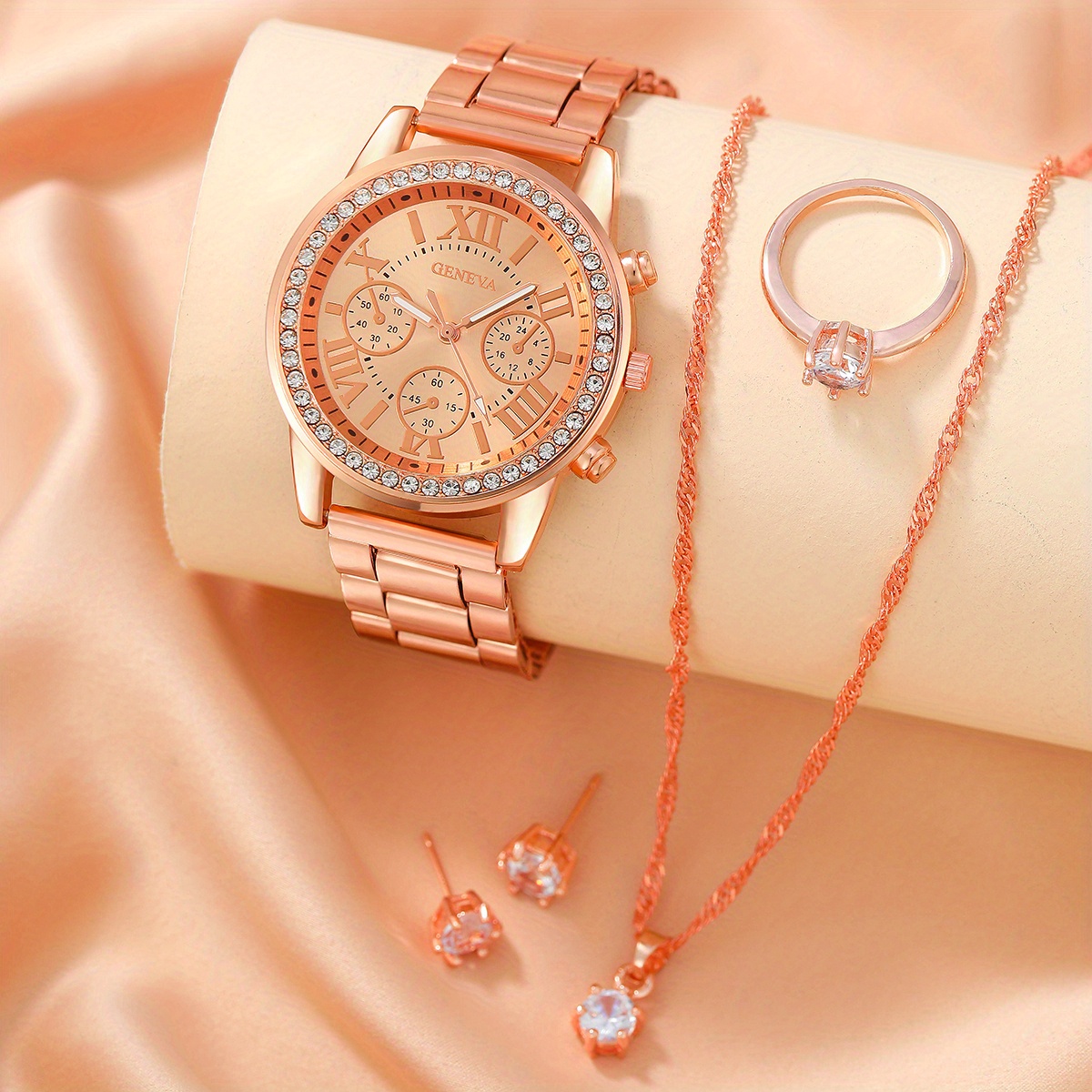Luxury Watch Gift For Her - นาฬิกาข้อมือผู้หญิงหรูหรา ประดับเพชรเทียม ระบบควอตซ์ ดีไซน์โรมัน แฟชั่น อนาล็อก
