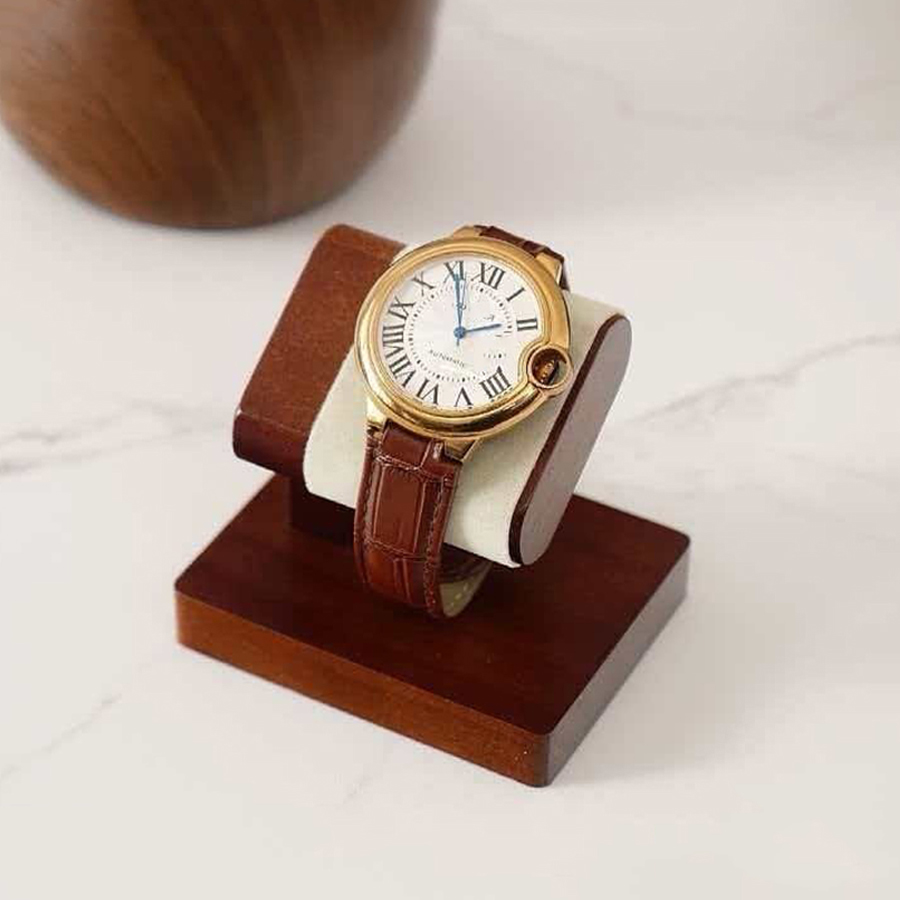 Luxury Watch Stand - แท่นวางนาฬิกาไม้เนื้อแข็ง ที่วางสร้อยข้อมือ กำไลข้อมือ ที่เก็บเครื่องประดับหรูหราสำหรับวางบนโต๊ะ ชั้นวางจัดระเบียบเครื่องประดับสำหรับร้านค้าปลีก