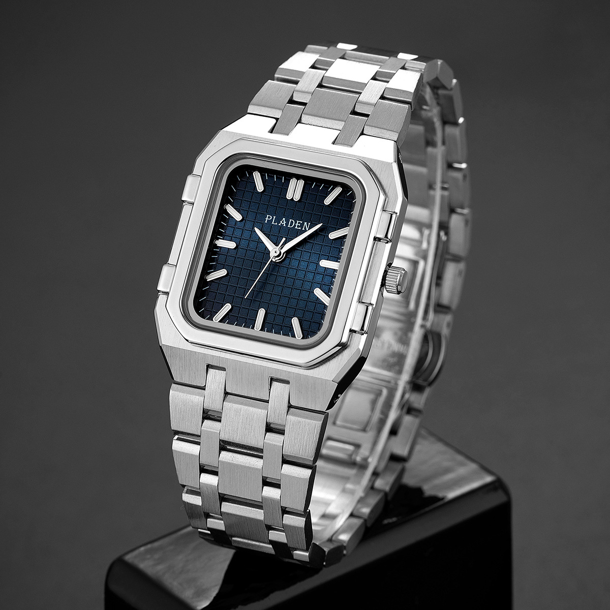 แบรนด์หรู Blue Dial Man คุณภาพ - Luxury Watch Name บทวิจารณ์และราคา