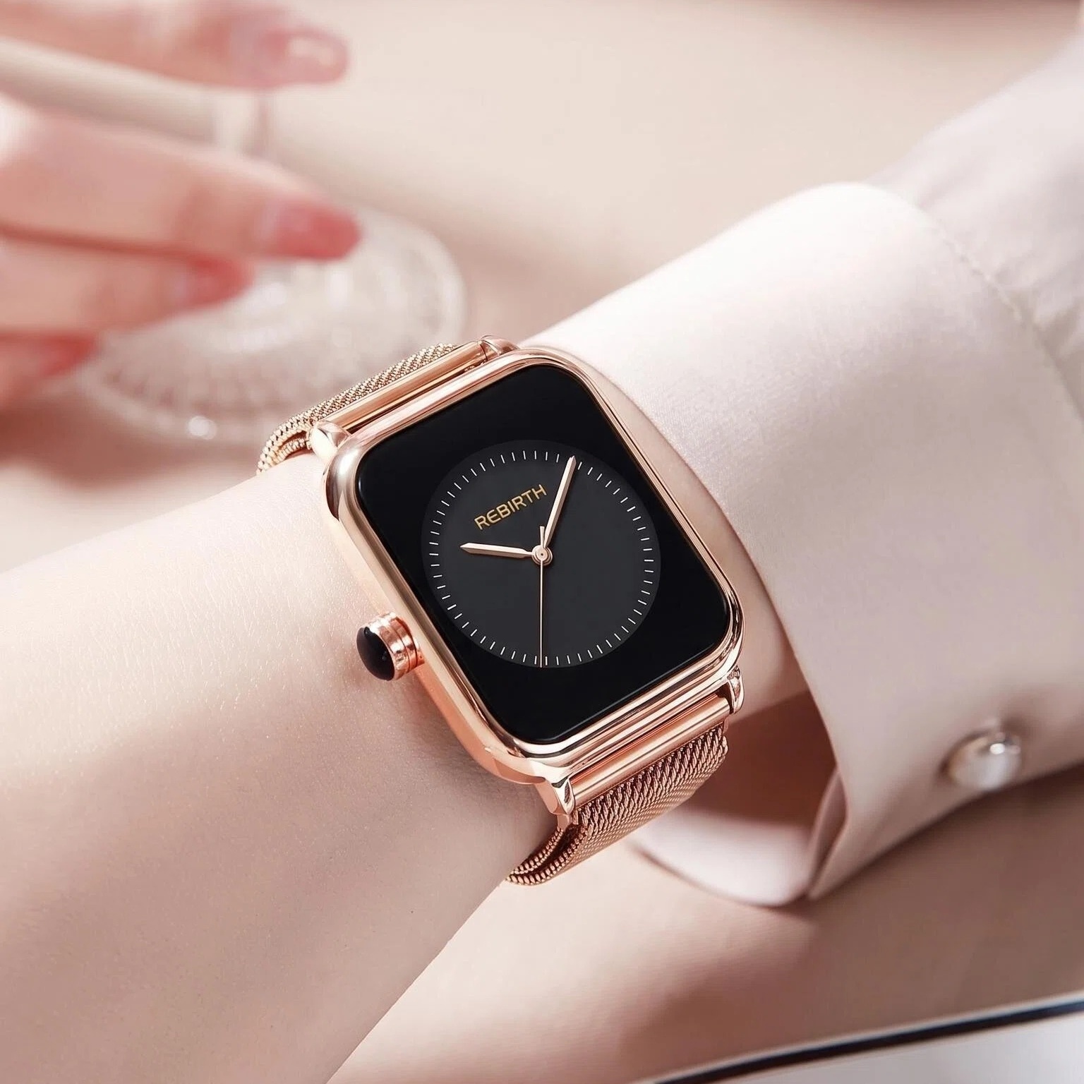 นาฬิกาผู้หญิงทรงสี่เหลี่ยมหรูห - Luxury Watch Gold And Black บทวิจารณ์และราคา