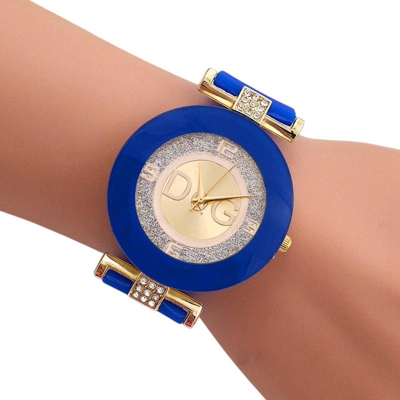 นาฬิกาหรูสำหรับผู้หญิง สายซิลิ - Luxury Watch Stand บทวิจารณ์และราคา