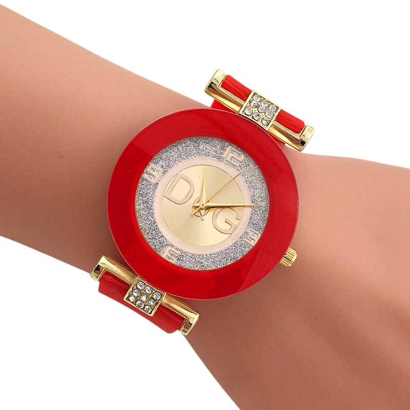 นาฬิกาหรูสำหรับผู้หญิง สายซิลิ - Luxury Watch Stand บทวิจารณ์และราคา