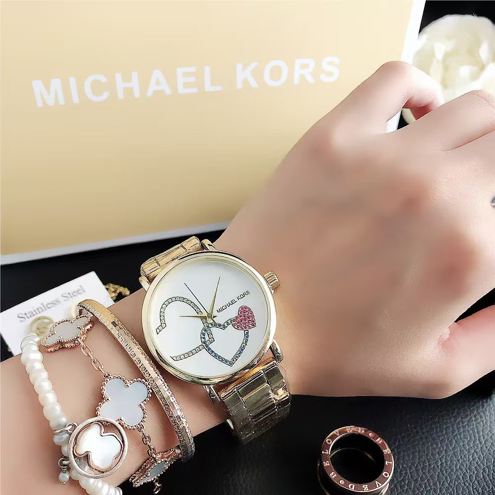 MICHAEL KORS กระเป๋าใส่นาฬิกาส - Luxury Watch Photography บทวิจารณ์และราคา