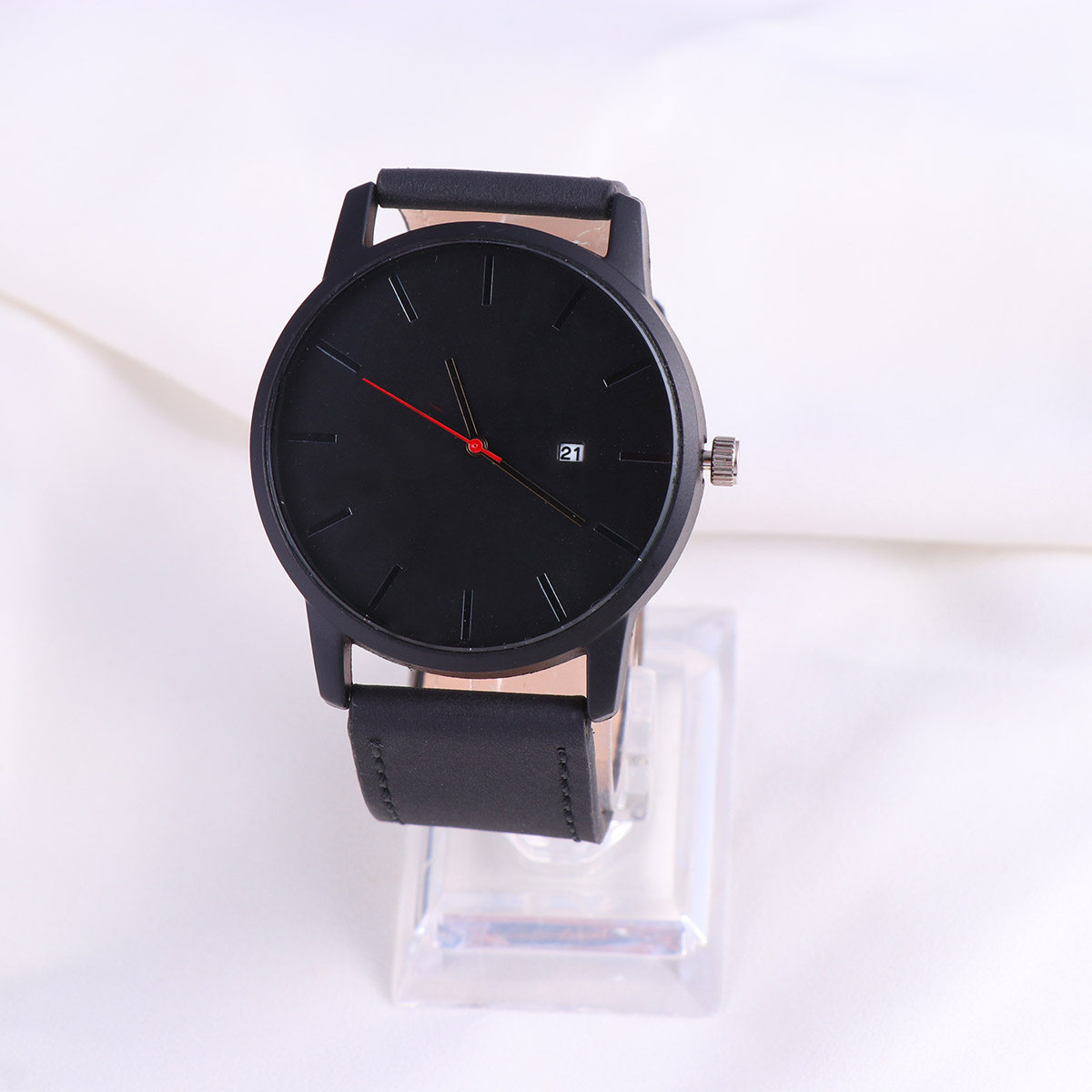 นาฬิกาควอตซ์ผู้ชายดีไซน์ทันสมั - Luxury Watch Gold And Black บทวิจารณ์และราคา