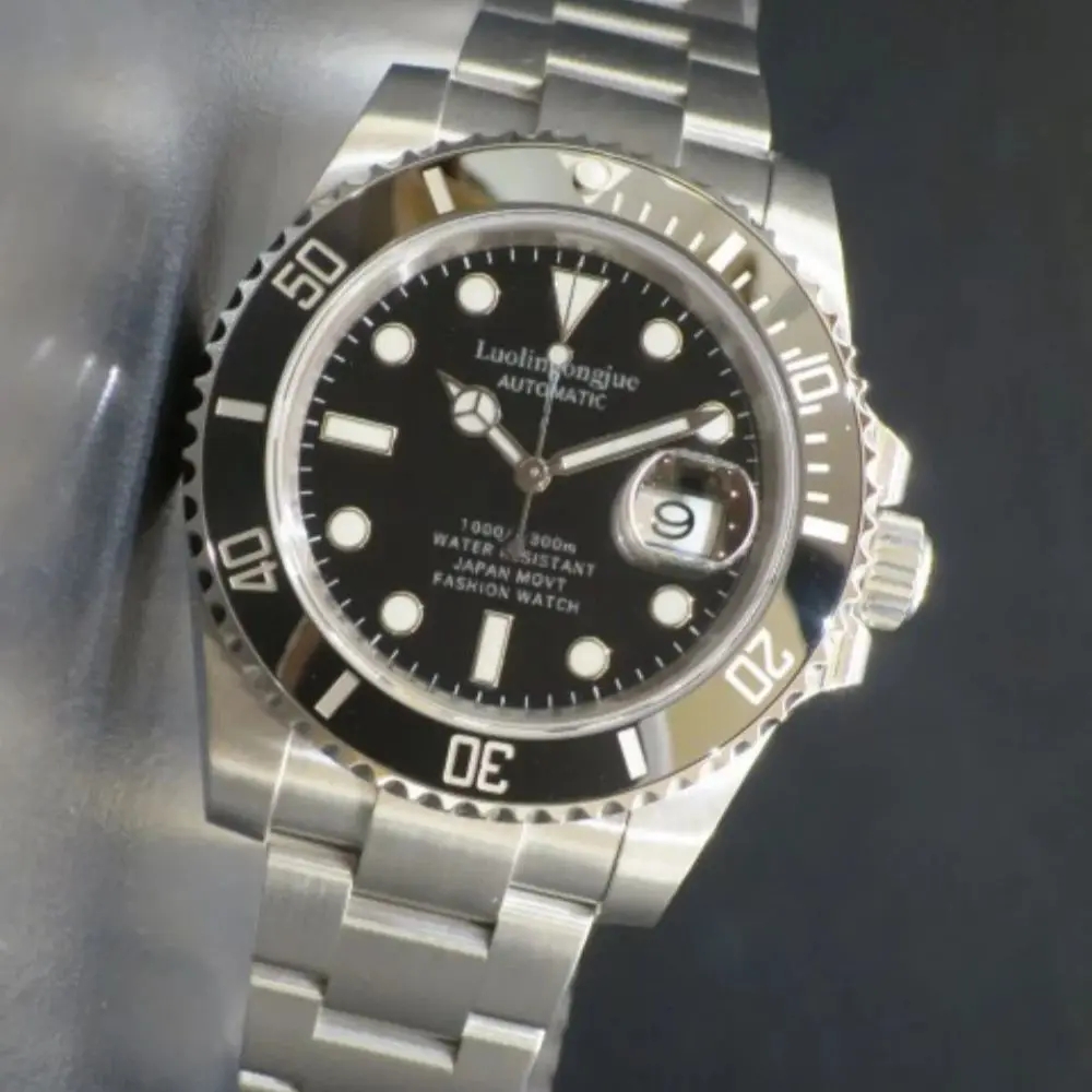 นาฬิกาผู้ชายสุดหรูพร้อมดีไซน์โ - Luxury Watch Name Brands บทวิจารณ์และราคา