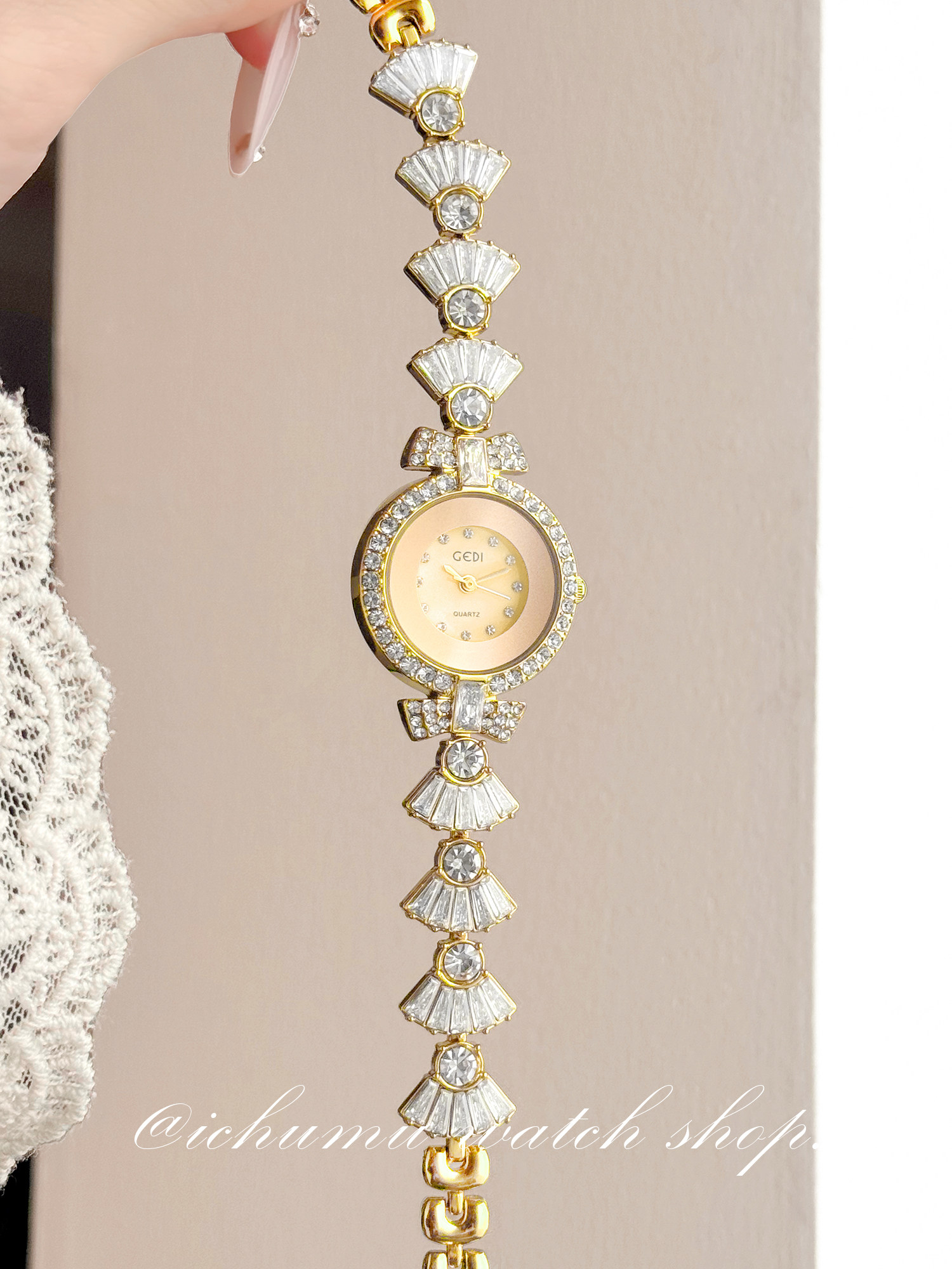 นาฬิกาข้อมือผู้หญิง Mermaid ดี - Luxury Watch บทวิจารณ์และราคา
