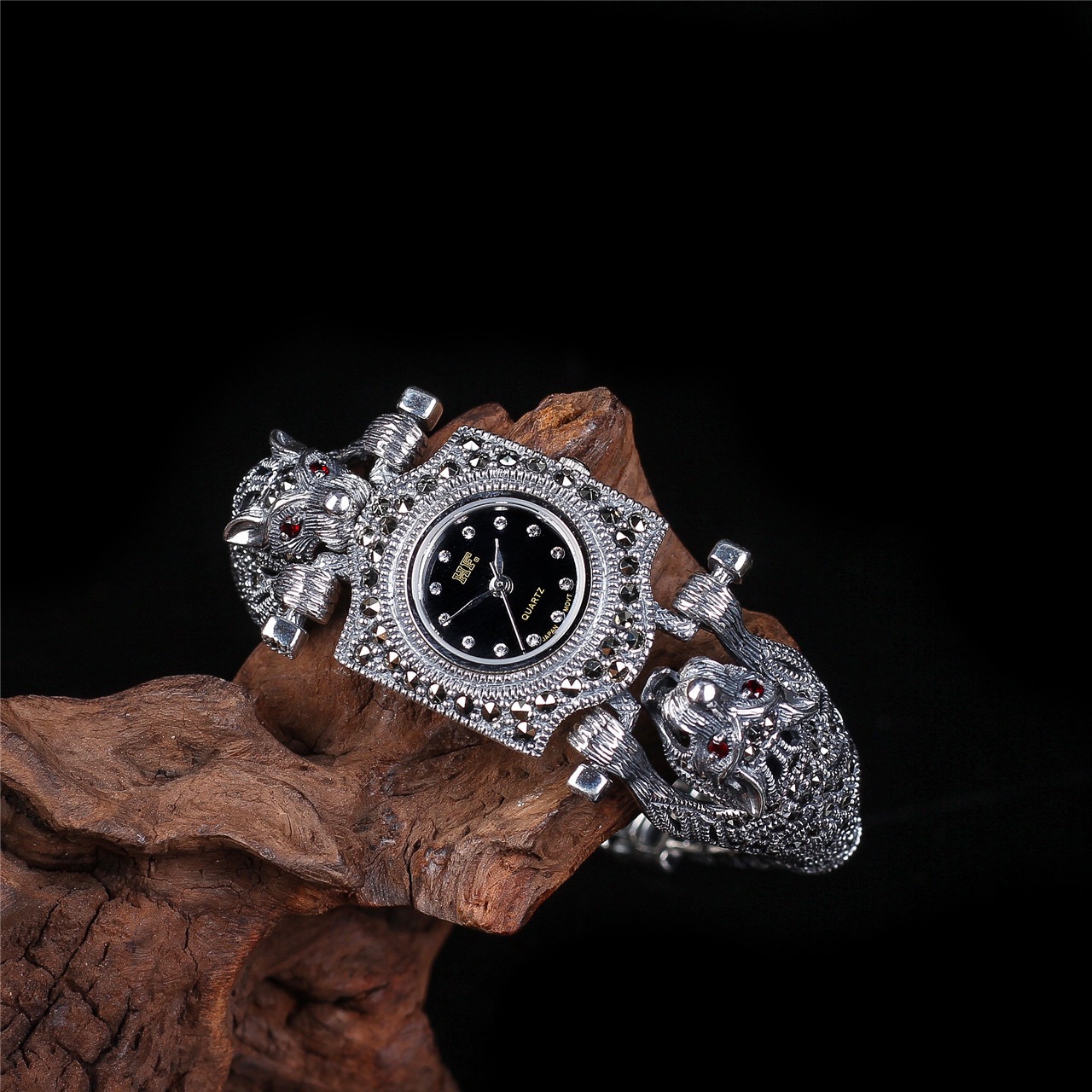 นาฬิกาข้อมือหรูหราทำจากเงินแท้ - Luxury Watch Thailand บทวิจารณ์และราคา