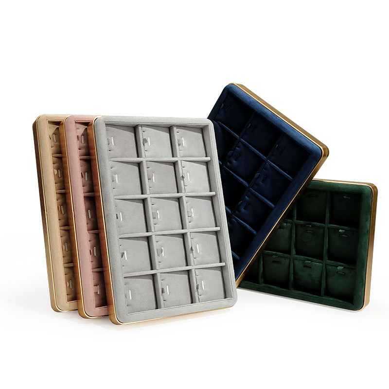 สูง Leve กำมะหยี่สร้อยข้อมือสร - Luxury Watch Stand บทวิจารณ์และราคา