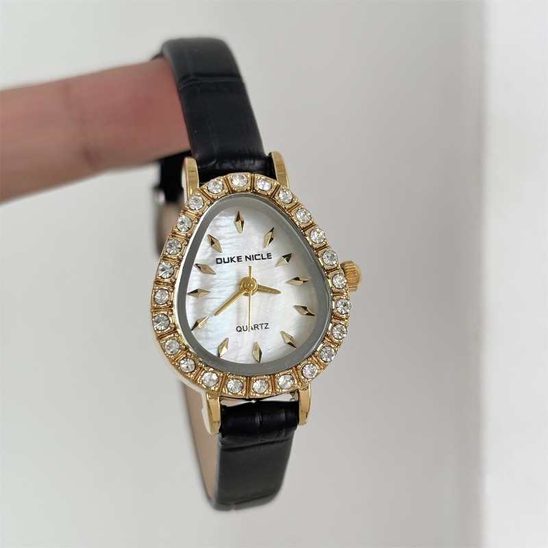 นาฬิกาควอทซ์ผู้หญิงสุดหรู หน้า - Luxury Watch Gold And Black บทวิจารณ์และราคา