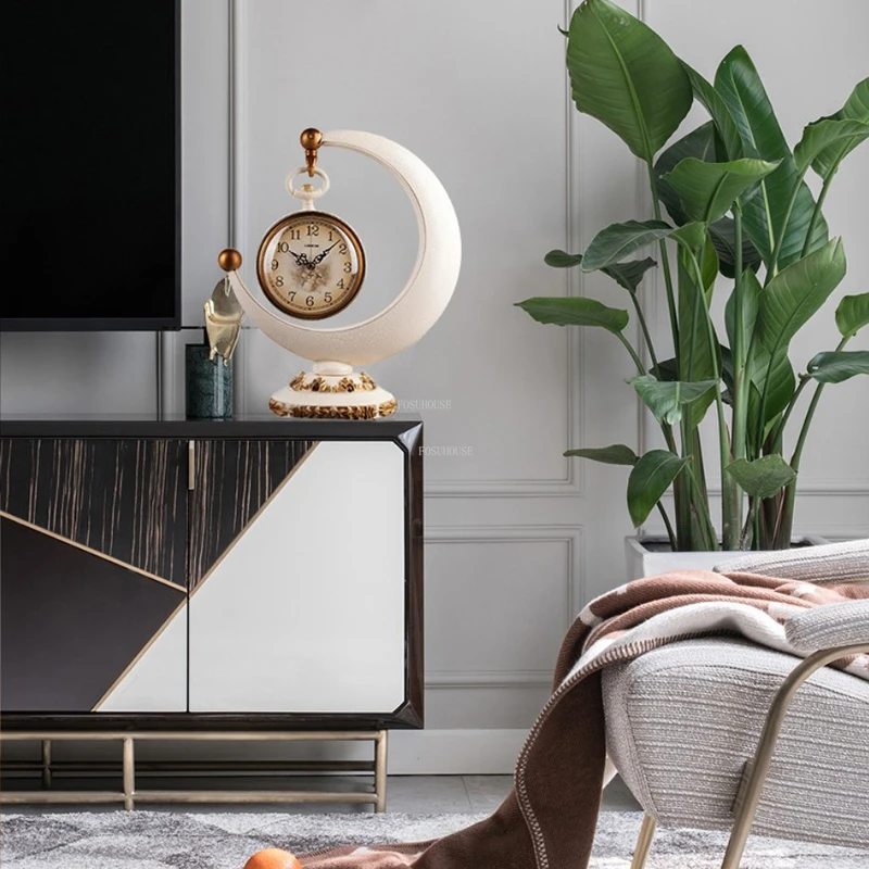 นาฬิกาตกแต่งบ้านสไตล์หรูหราเบา - Luxury Watch Stand บทวิจารณ์และราคา
